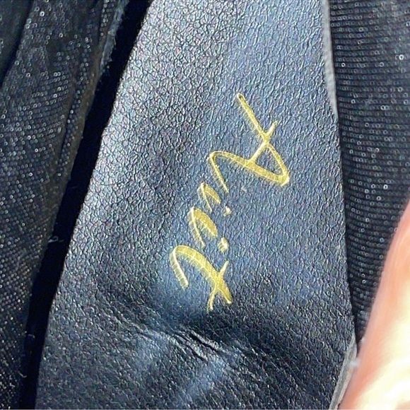 AlIT Patent Leather Block Chunky High Heel Boot. Size 9 black and White laces. - Picture 13 of 16